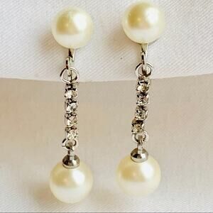 Silver rhinestone pearl clip-on earrings